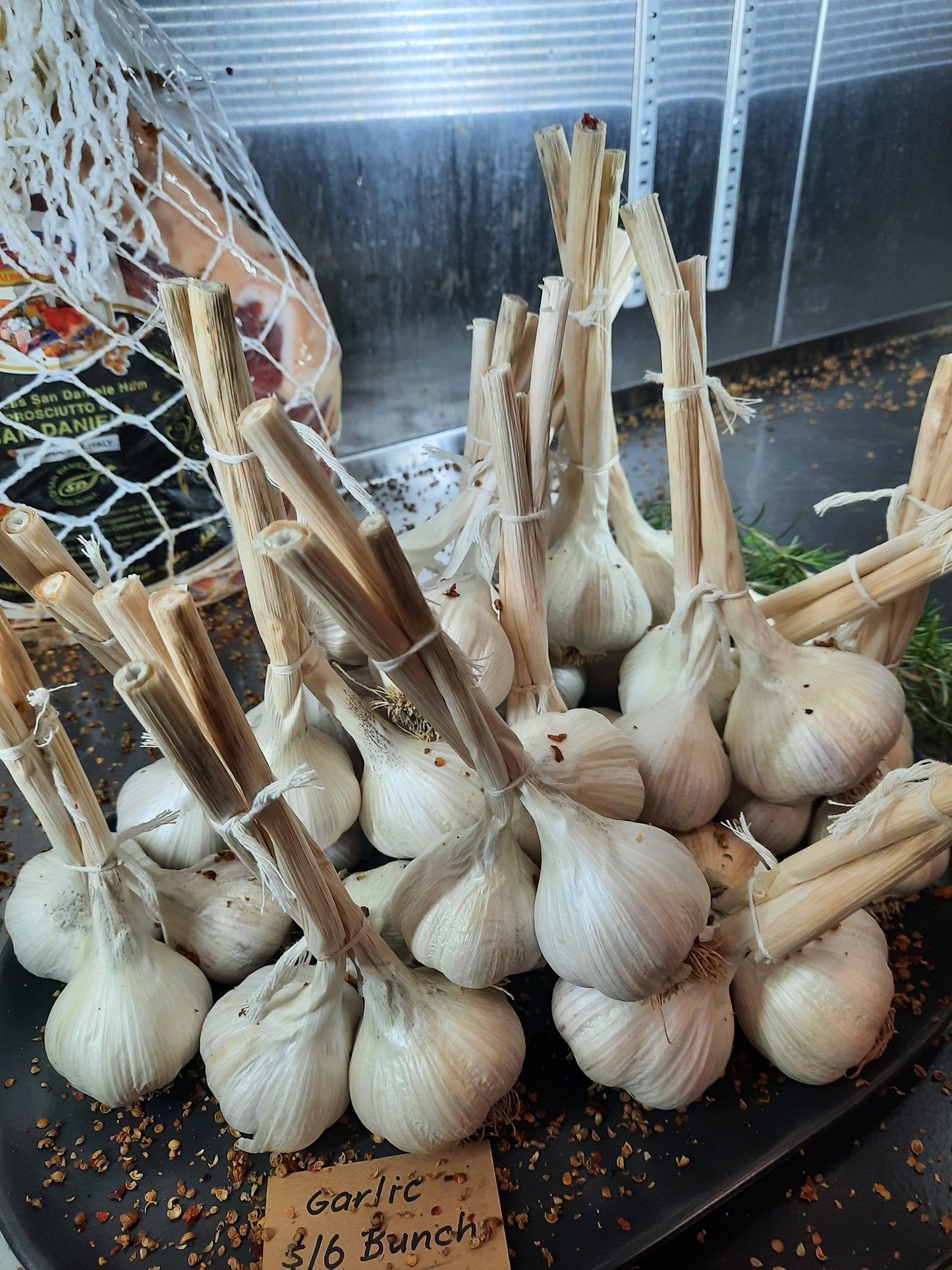 Garlic Bunch (3 bulbs)