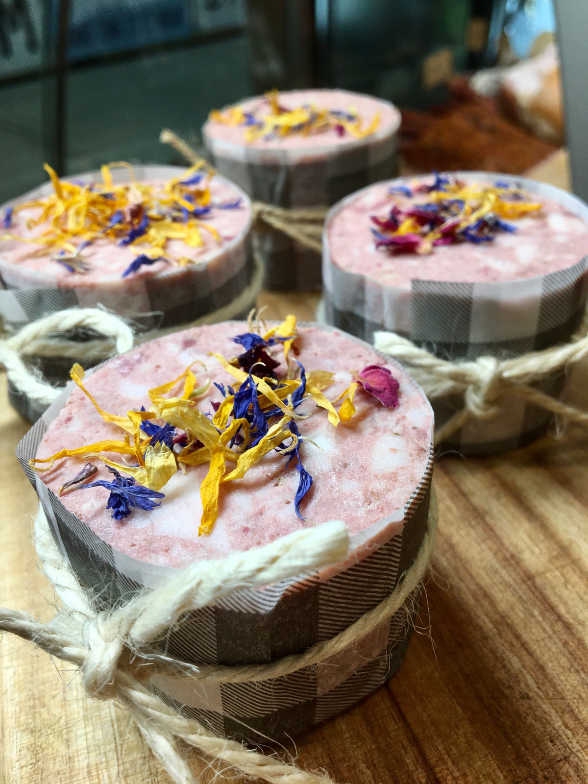 Pork Terrine w/ Caramelised Onions & Herbs (120g)