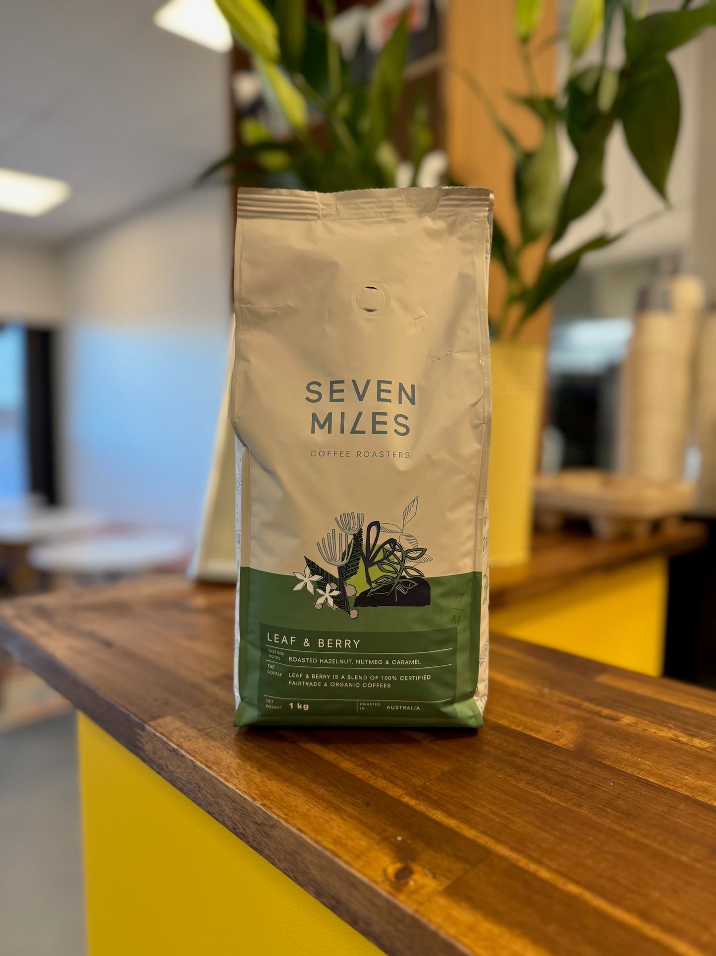 Seven Miles Leaf & Berry Coffee Beans