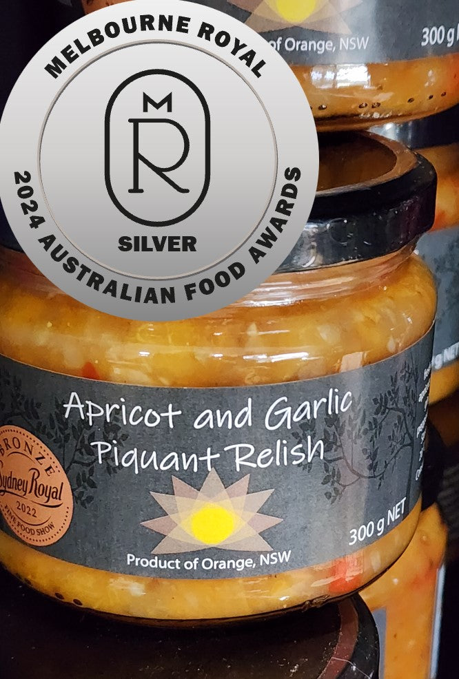 Apricot and Garlic Piquant Relish (300g)