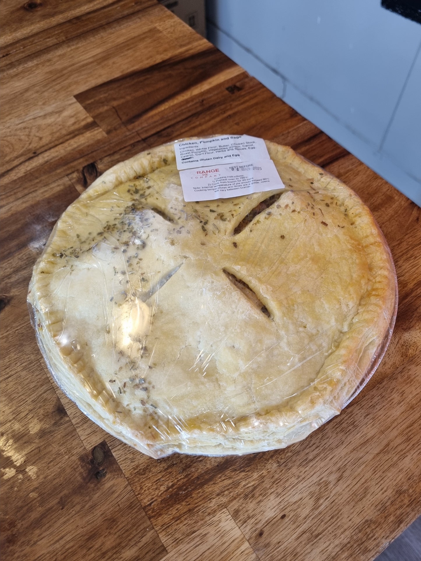 Chicken, Pumpkin & Sage Pie (Family Size)