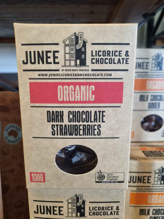 Junee Licorice & Chocolate Dark Chocolate Coated Strawberries (100g)